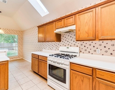 7715 Elkhorn Mountain Trl - Photo Thumbnail 9