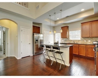 9936 Milla Cir - Photo Thumbnail 6