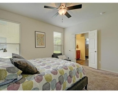 9936 Milla Cir - Photo Thumbnail 14