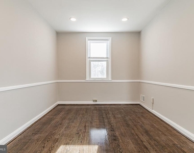 413 Rogers Avenue - Photo Thumbnail 5