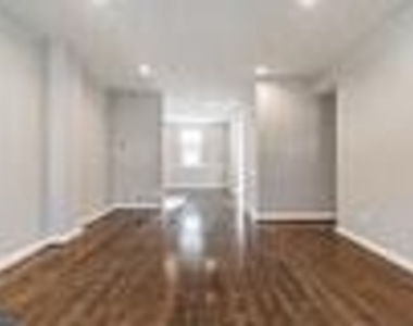 413 Rogers Avenue - Photo Thumbnail 2