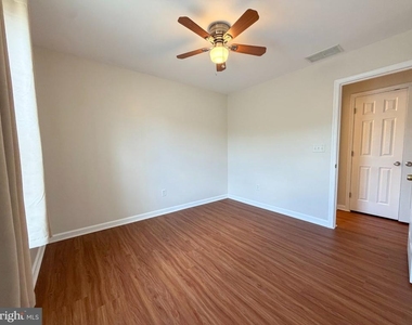 10 S Meadow Court - Photo Thumbnail 13