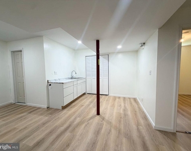 10 S Meadow Court - Photo Thumbnail 25