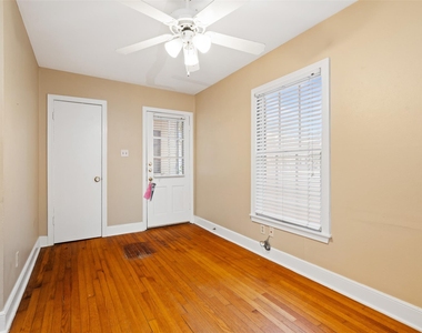 1911 W 38th Street - Photo Thumbnail 6