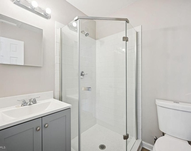 1640 L Street Ne - Photo Thumbnail 9