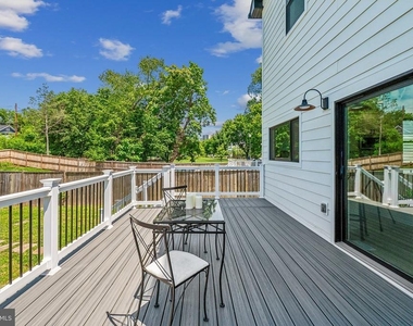 3108 Adams Street Ne - Photo Thumbnail 21
