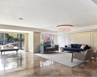 4301 Massachusetts Avenue Nw - Photo Thumbnail 2