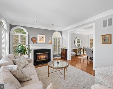 5120 Warren Place Nw - Photo Thumbnail 4