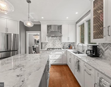 5120 Warren Place Nw - Photo Thumbnail 9