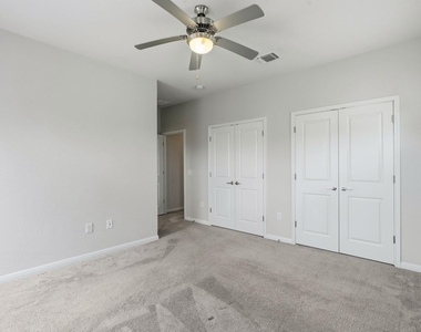 5813 Charles Merle Dr - Photo Thumbnail 8