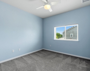 5813 Charles Merle Dr - Photo Thumbnail 12