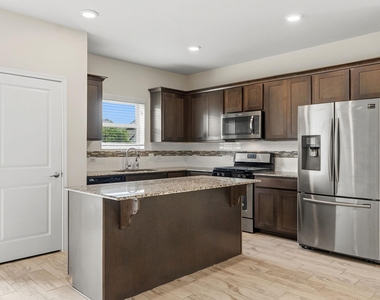 5813 Charles Merle Dr - Photo Thumbnail 19