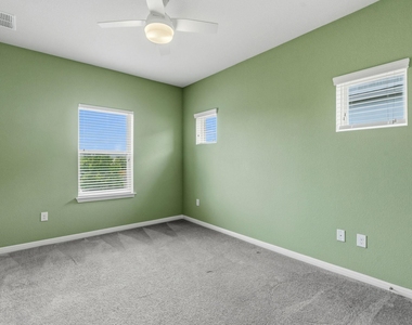 5813 Charles Merle Dr - Photo Thumbnail 11