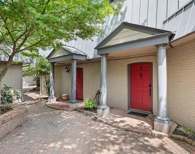 2500 Steck Ave - Photo Thumbnail 24
