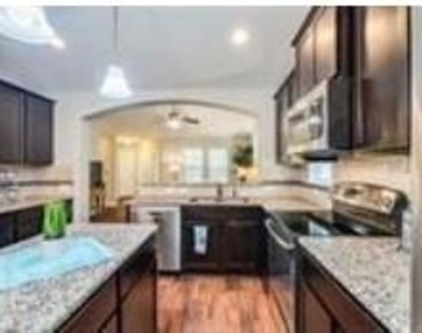 18416 Friendship Hill Dr - Photo Thumbnail 1