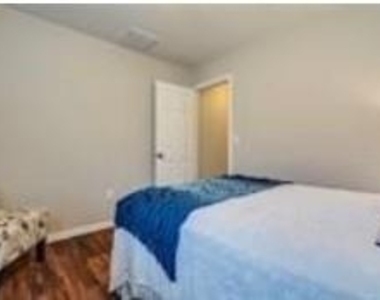 18416 Friendship Hill Dr - Photo Thumbnail 10