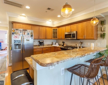 5511 Colorado Avenue Nw - Photo Thumbnail 6