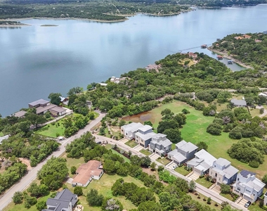 16100 Sydney Carol Ln - Photo Thumbnail 36