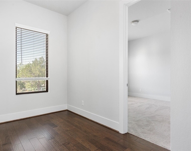 16100 Sydney Carol Ln - Photo Thumbnail 30