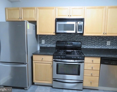 3925 Davis Place Nw - Photo Thumbnail 15