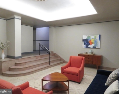 3925 Davis Place Nw - Photo Thumbnail 2