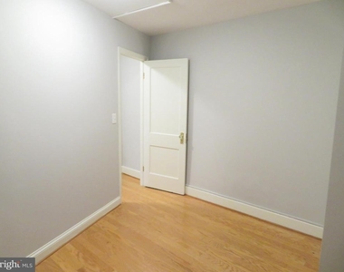3925 Davis Place Nw - Photo Thumbnail 7