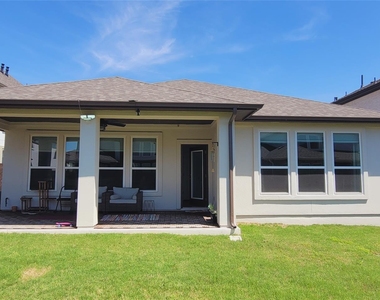 716 Leeward Pass - Photo Thumbnail 22
