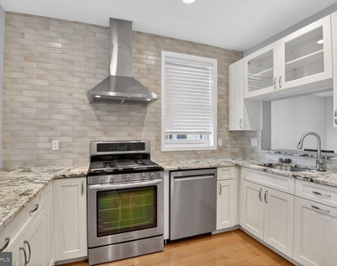 5338 41st Street Nw - Photo Thumbnail 5