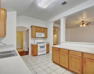 2624 Century Park Blvd - Photo Thumbnail 11
