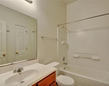 2624 Century Park Blvd - Photo Thumbnail 22