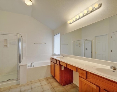 2624 Century Park Blvd - Photo Thumbnail 18