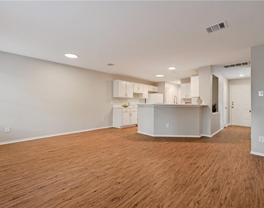9602 Nightjar Dr - Photo Thumbnail 6