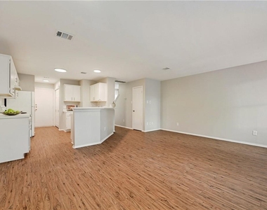 9602 Nightjar Dr - Photo Thumbnail 8