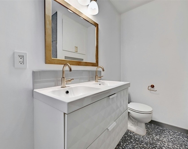 2604 Berkett Dr - Photo Thumbnail 17
