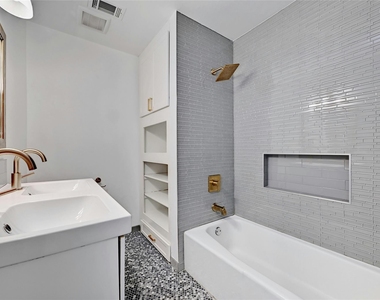 2604 Berkett Dr - Photo Thumbnail 18