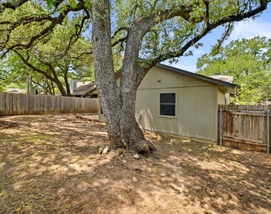 7403 Dallas Dr - Photo Thumbnail 27