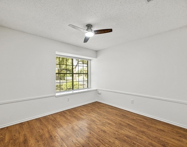 7403 Dallas Dr - Photo Thumbnail 20