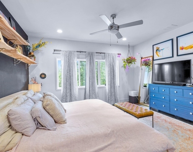 2101 Montopolis Dr - Photo Thumbnail 23