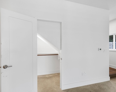 2101 Montopolis Dr - Photo Thumbnail 18
