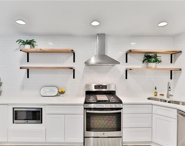 5204 Ledesma Rd - Photo Thumbnail 9