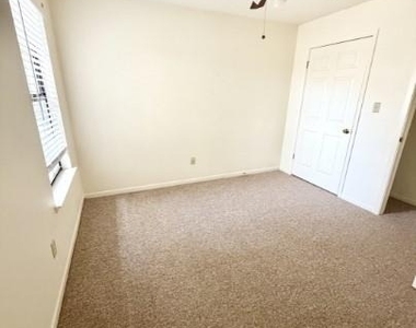 728 W San Antonio St - Photo Thumbnail 8