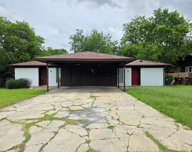 1811 Magnolia Dr - Photo Thumbnail 13