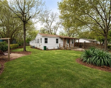 4611 Milburn Ln - Photo Thumbnail 2