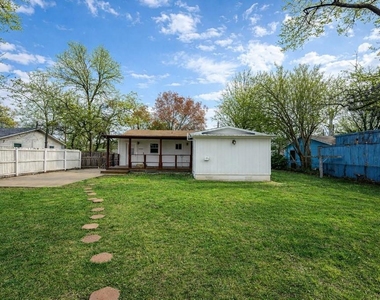 4611 Milburn Ln - Photo Thumbnail 23