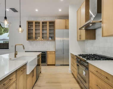 4515 Jinx Ave - Photo Thumbnail 5
