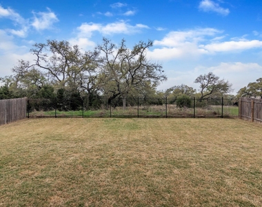 7100 Trissino Dr - Photo Thumbnail 29