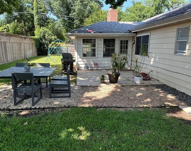 11502 Toledo Dr - Photo Thumbnail 18