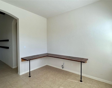 133 Salt Fork Dr - Photo Thumbnail 8