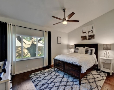 5320 Presidio Rd - Photo Thumbnail 17