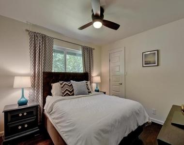 5320 Presidio Rd - Photo Thumbnail 25